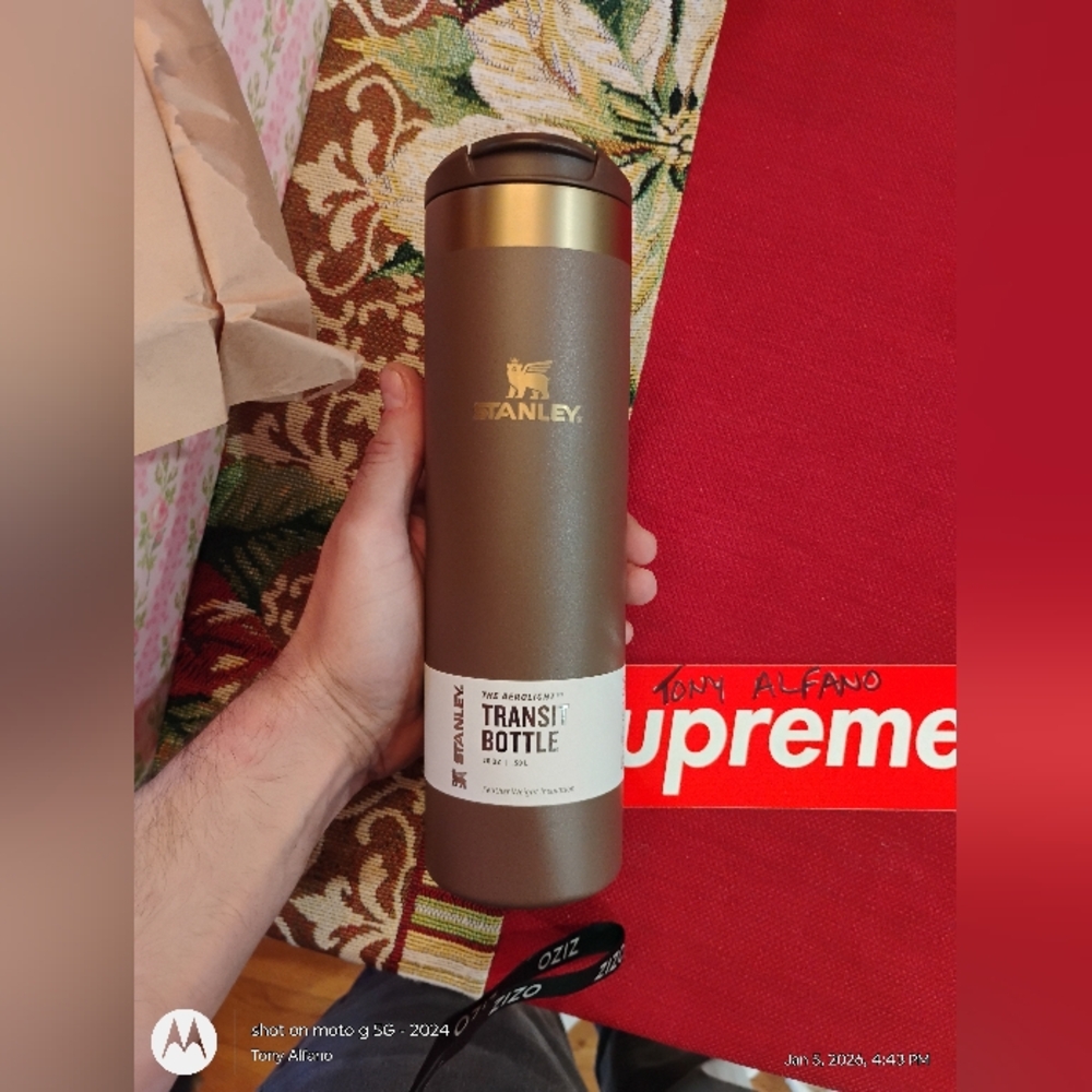 Stanley Espresso Gold Aerolight Transit Bottle 20oz BNWT - In Hand Ships Fast